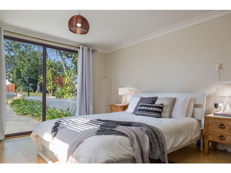 26 Renown Avenue, Shoalhaven Heads NSW 2535