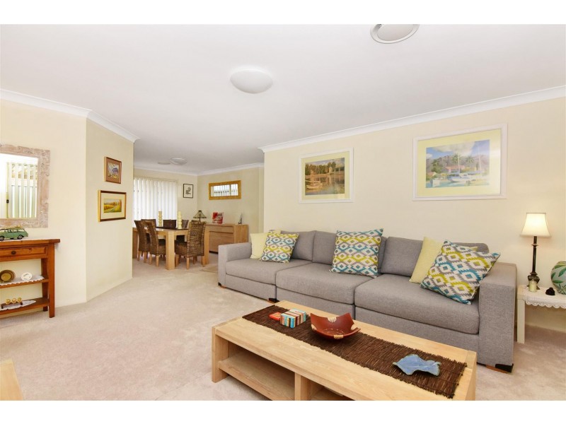 24 Renown Avenue, Shoalhaven Heads NSW 2535