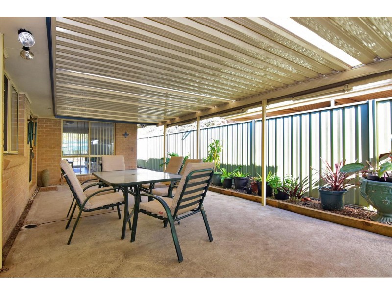 24 Renown Avenue, Shoalhaven Heads NSW 2535