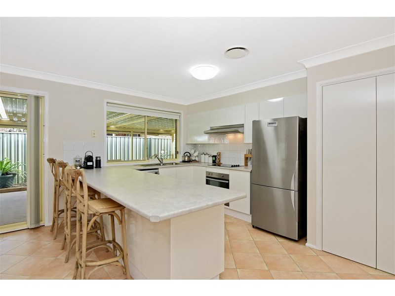 24 Renown Avenue, Shoalhaven Heads NSW 2535