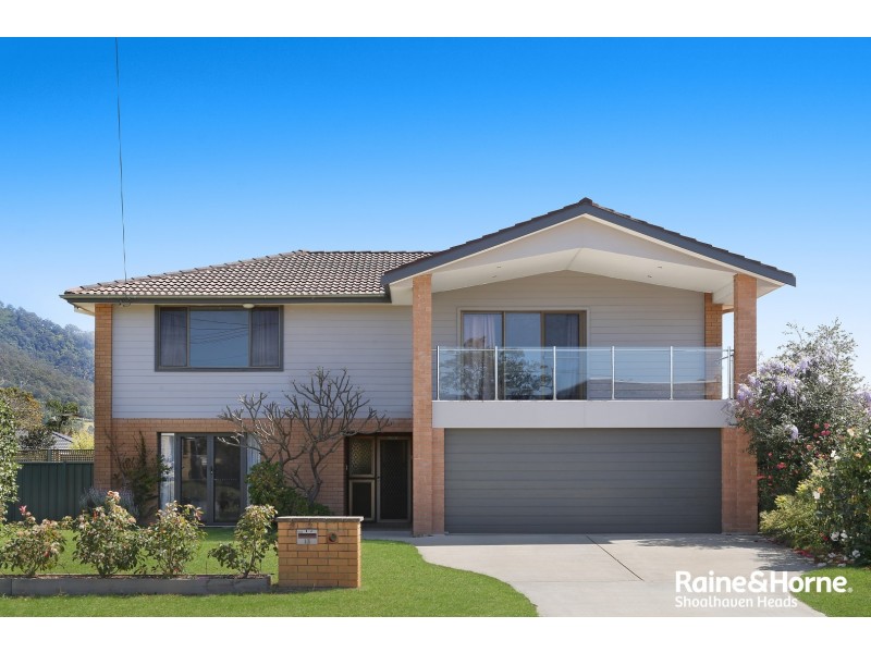 13 Oval Drive, Shoalhaven Heads NSW 2535