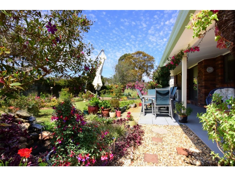 8 Boyd Street, Shoalhaven Heads NSW 2535