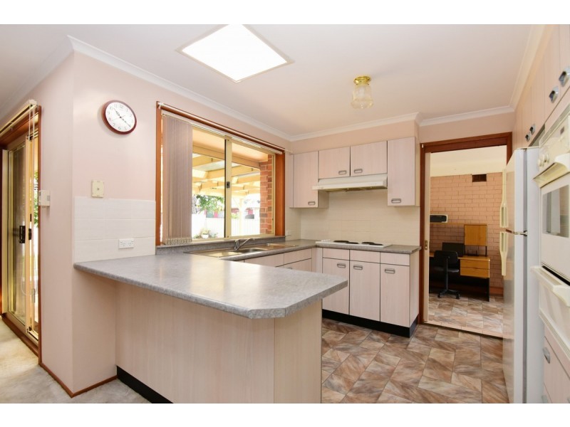 19 Golden Hill Avenue, Shoalhaven Heads NSW 2535