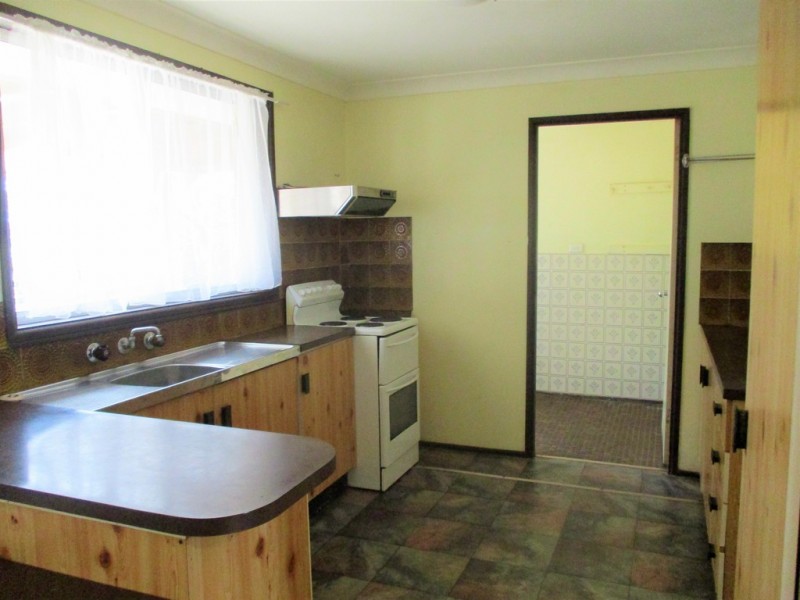 12 Cheltenham Drive, Shoalhaven Heads NSW 2535