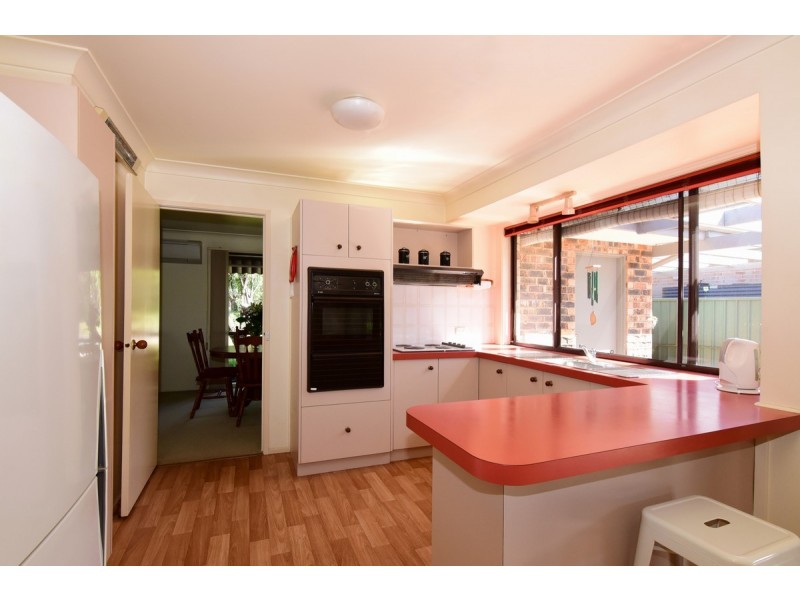 36 Oval Drive, Shoalhaven Heads NSW 2535