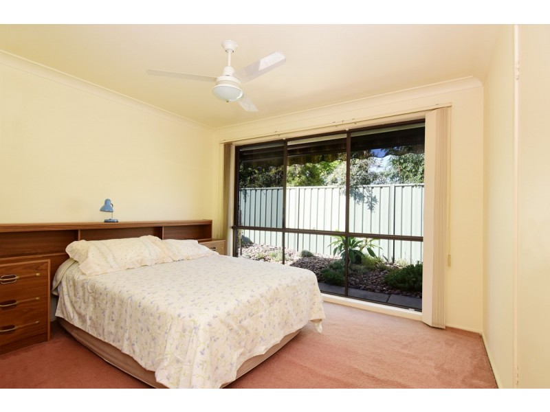 36 Oval Drive, Shoalhaven Heads NSW 2535