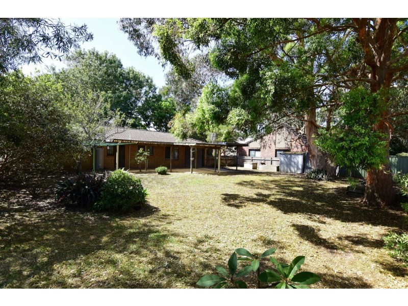 12 Cheltenham Drive, Shoalhaven Heads NSW 2535