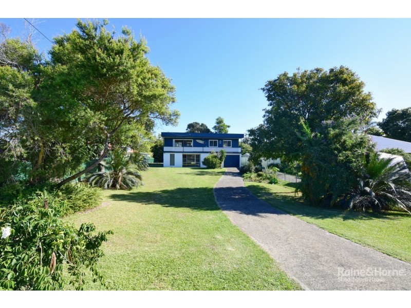 9 Mathews Street, Shoalhaven Heads NSW 2535
