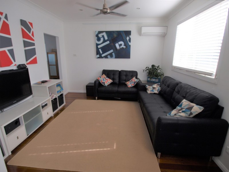 17 Renown Avenue, Shoalhaven Heads NSW 2535
