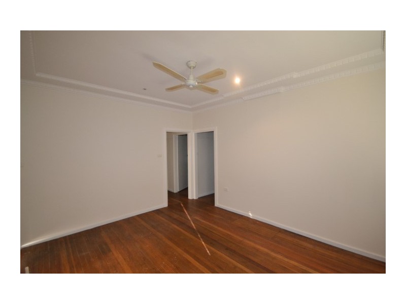 42 Bunberra Street, Bomaderry NSW 2541