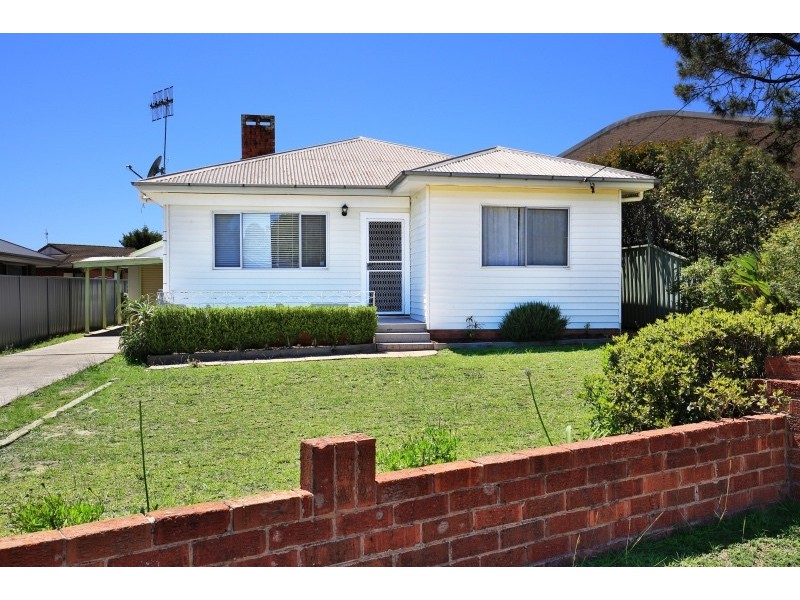 62 Meroo Road, Bomaderry NSW 2541