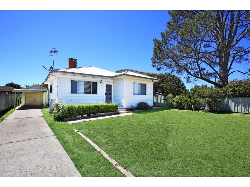 62 Meroo Road, Bomaderry NSW 2541