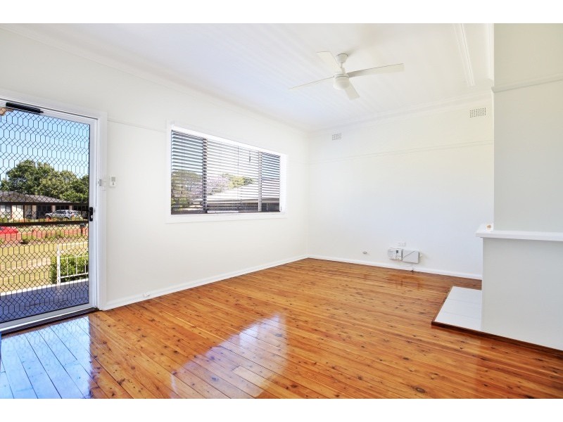 62 Meroo Road, Bomaderry NSW 2541