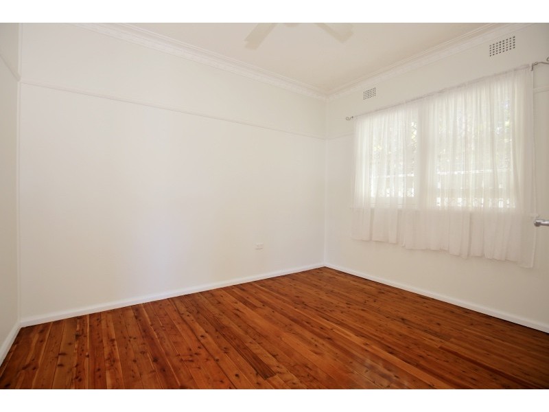 62 Meroo Road, Bomaderry NSW 2541