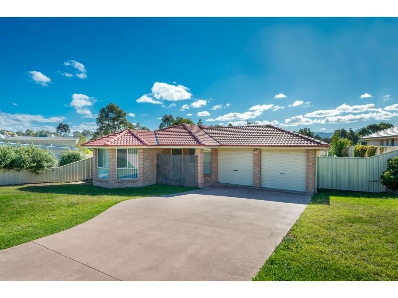 38 Carrington Park Drive, Nowra NSW 2541