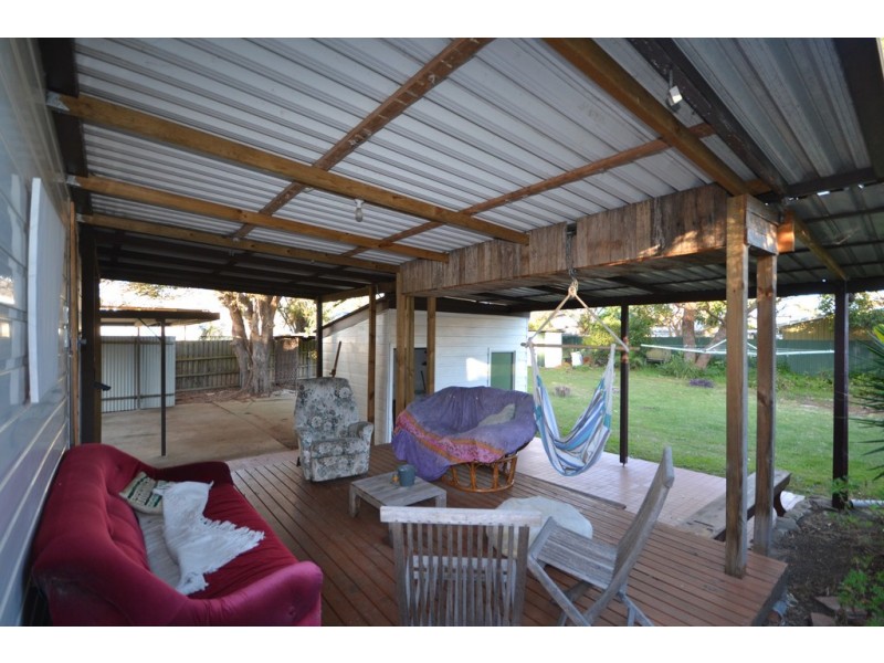 1 McIntosh Street, Shoalhaven Heads NSW 2535