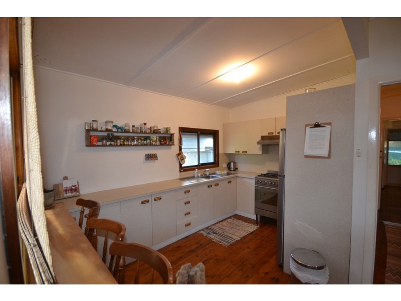 1 McIntosh Street, Shoalhaven Heads NSW 2535