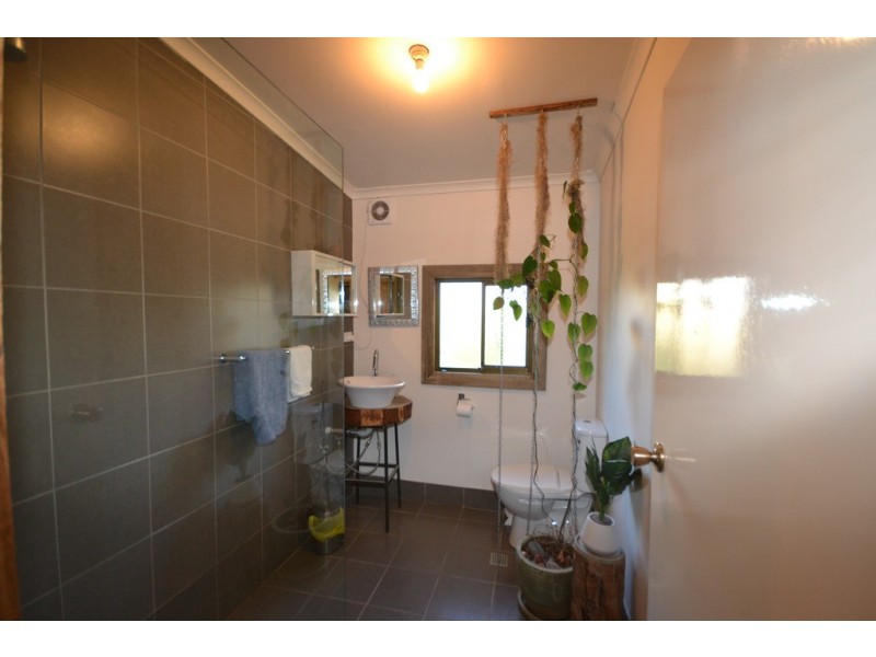 1 McIntosh Street, Shoalhaven Heads NSW 2535