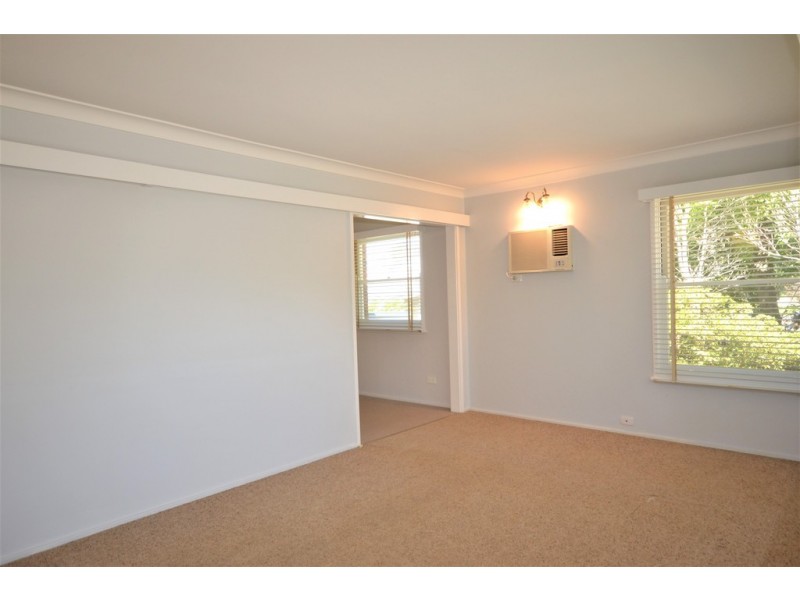 426 Princes Highway, Bomaderry NSW 2541