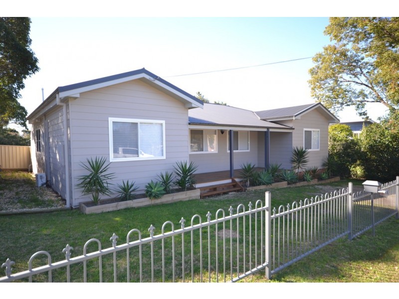 1 Huxley Street, Nowra NSW 2541