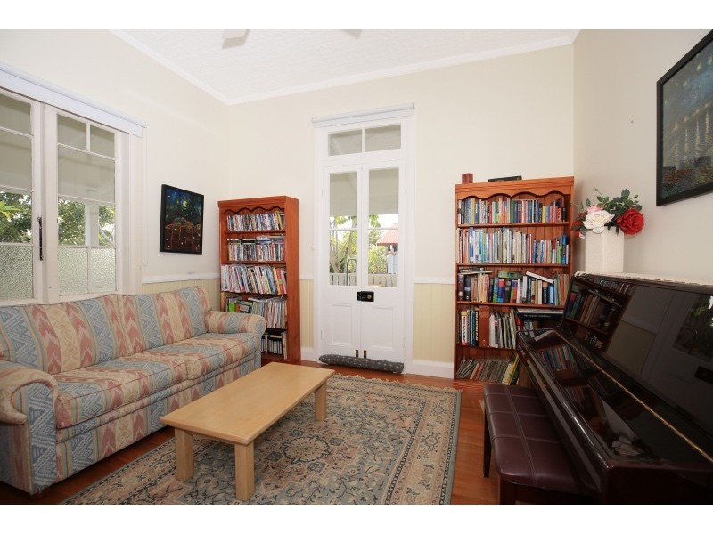 22 Plunkett Street, Nowra NSW 2541