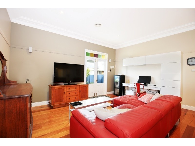 22 Plunkett Street, Nowra NSW 2541