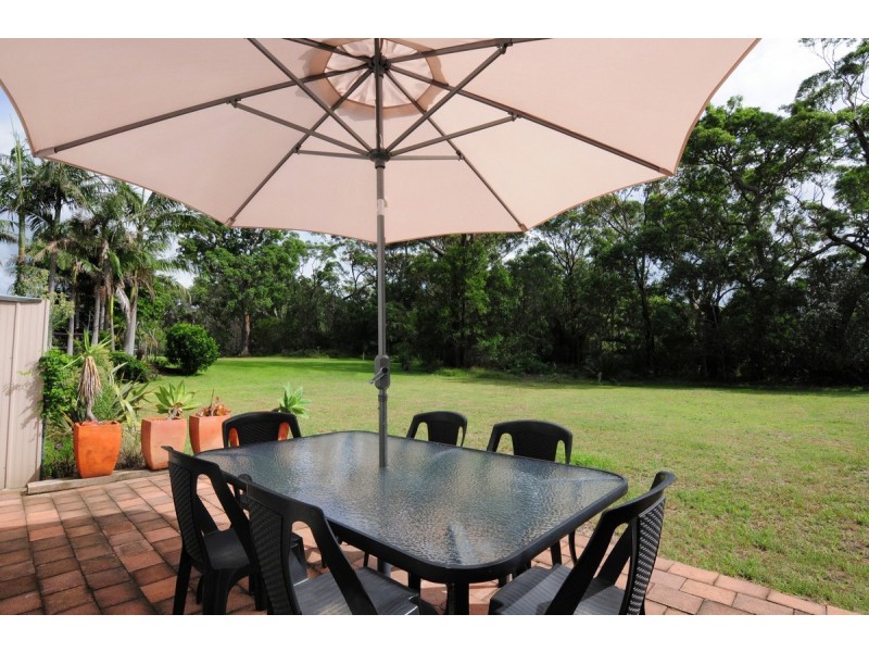 19 Lovegrove Street, Shoalhaven Heads NSW 2535