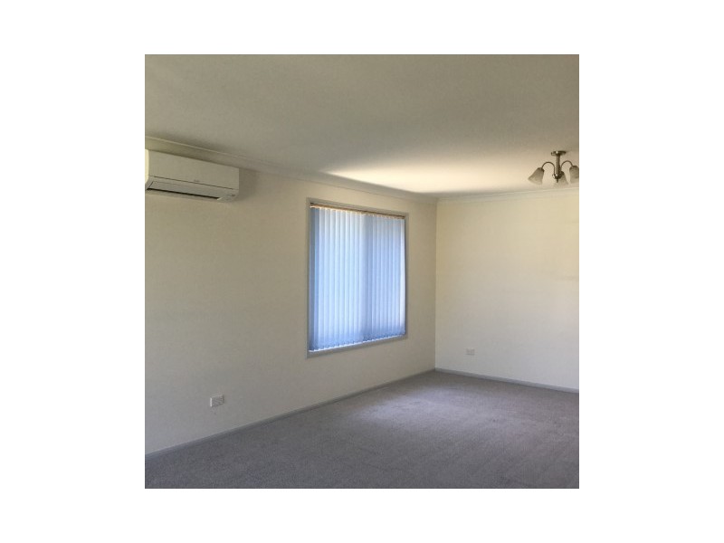 35 Sheraton Circuit, Bomaderry NSW 2541