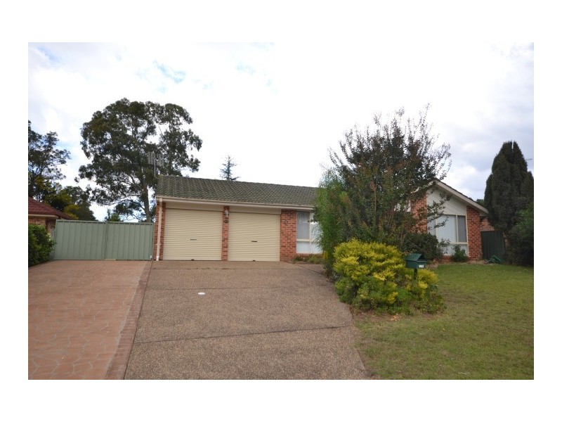102 Jasmine Drive, Bomaderry NSW 2541