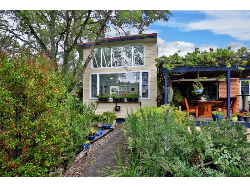 10 Gwenda Avenue, Berry NSW 2535