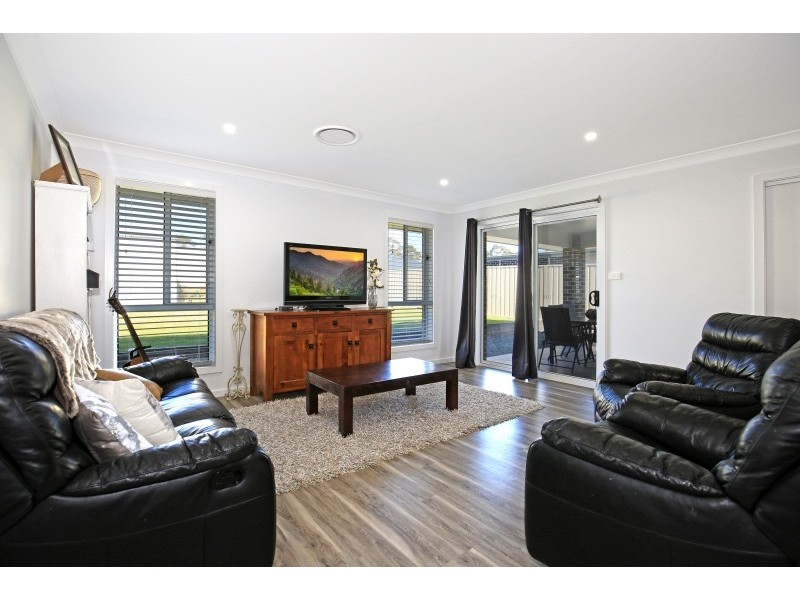 40 Jindalee Crescent, Nowra NSW 2541