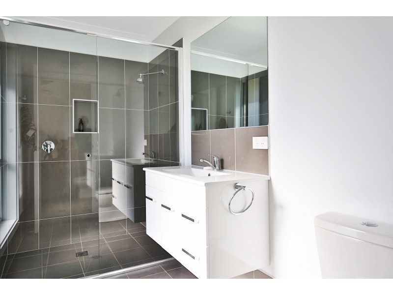 40 Jindalee Crescent, Nowra NSW 2541