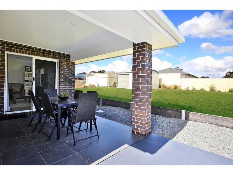 40 Jindalee Crescent, Nowra NSW 2541