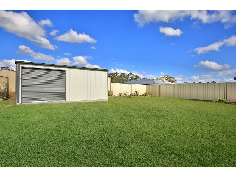 40 Jindalee Crescent, Nowra NSW 2541