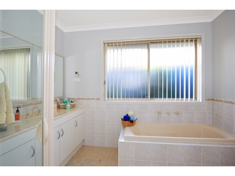7 Sullivan Street, Worrigee NSW 2540