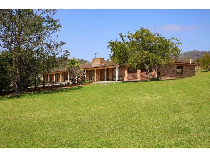 15 Bryces Road, Berry NSW 2535