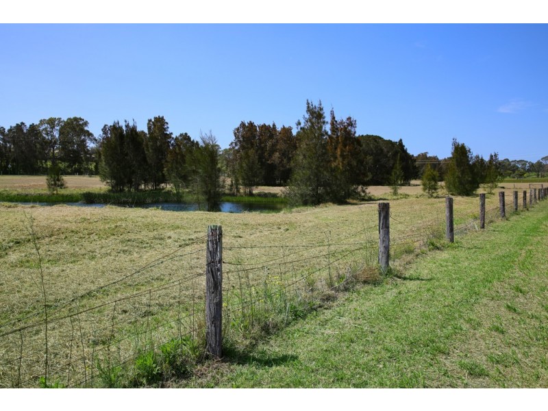 15 Bryces Road, Berry NSW 2535