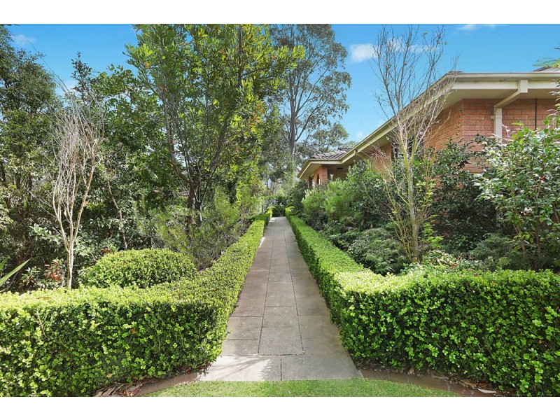 2 Windsor Drive, Berry NSW 2535