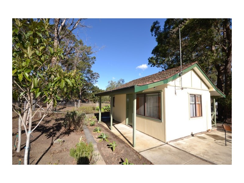 23 Gardners Road, Falls Creek NSW 2540