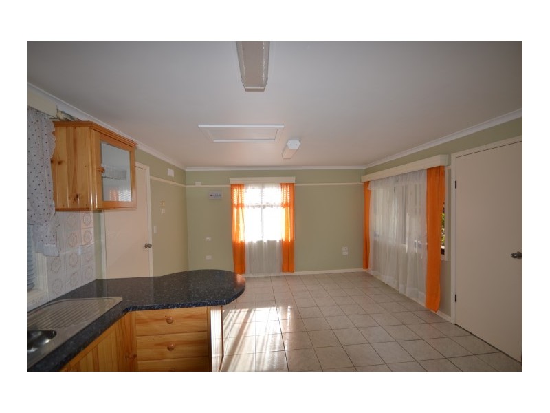 23 Gardners Road, Falls Creek NSW 2540