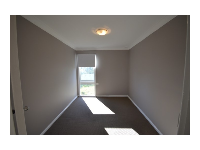 48 Meroo Road, Bomaderry NSW 2541
