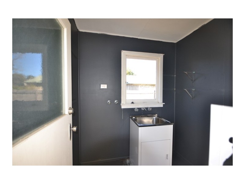 48 Meroo Road, Bomaderry NSW 2541
