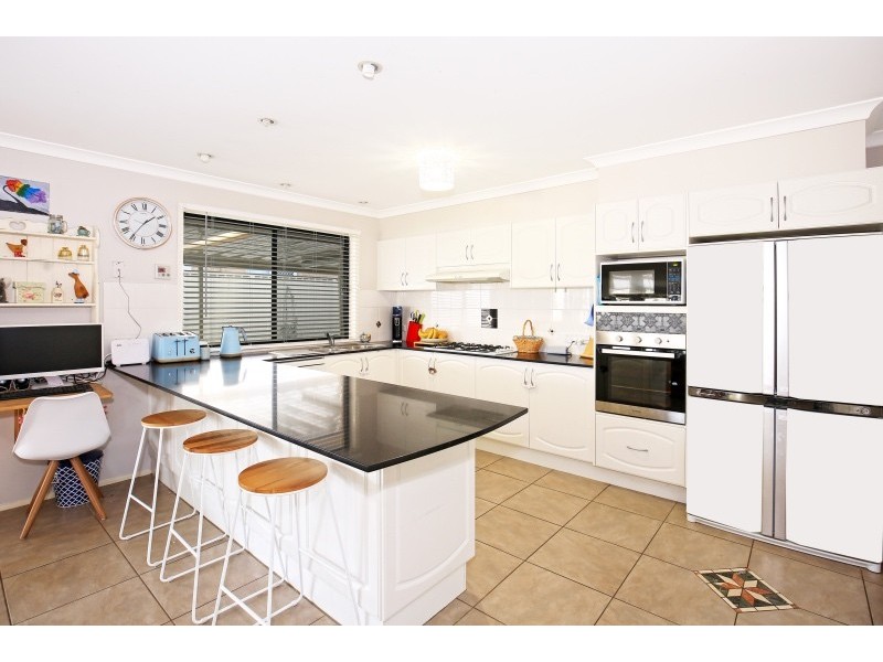 15 Correa Court, Worrigee NSW 2540