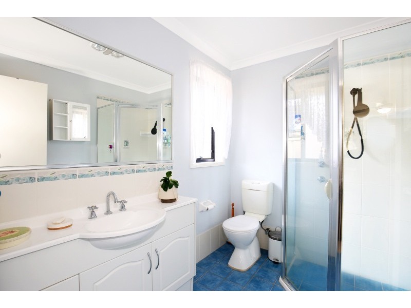 15 Correa Court, Worrigee NSW 2540