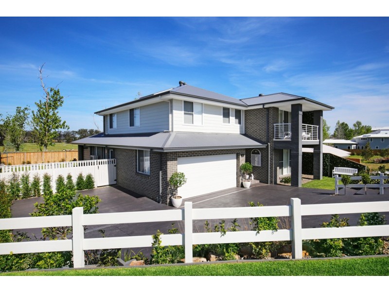 1 Parker Crescent, Berry NSW 2535