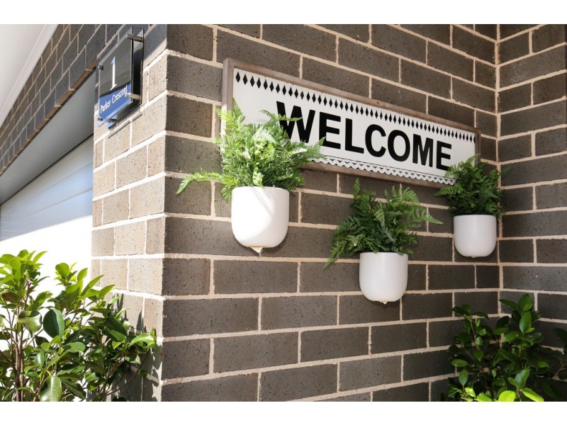 1 Parker Crescent, Berry NSW 2535