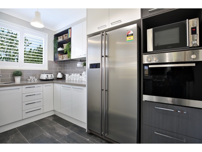 1 Parker Crescent, Berry NSW 2535