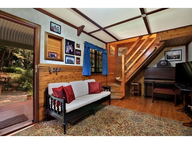 406 Tourist Road, Beaumont NSW 2577