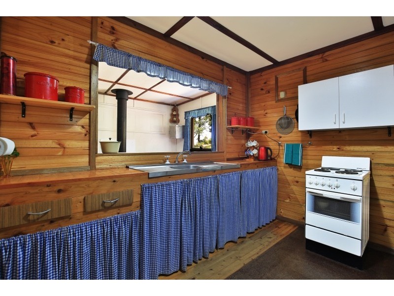 406 Tourist Road, Beaumont NSW 2577