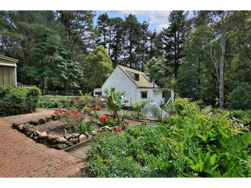 406 Tourist Road, Beaumont NSW 2577